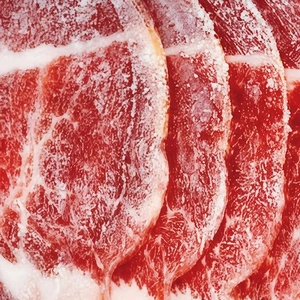 Frozen pork slices
